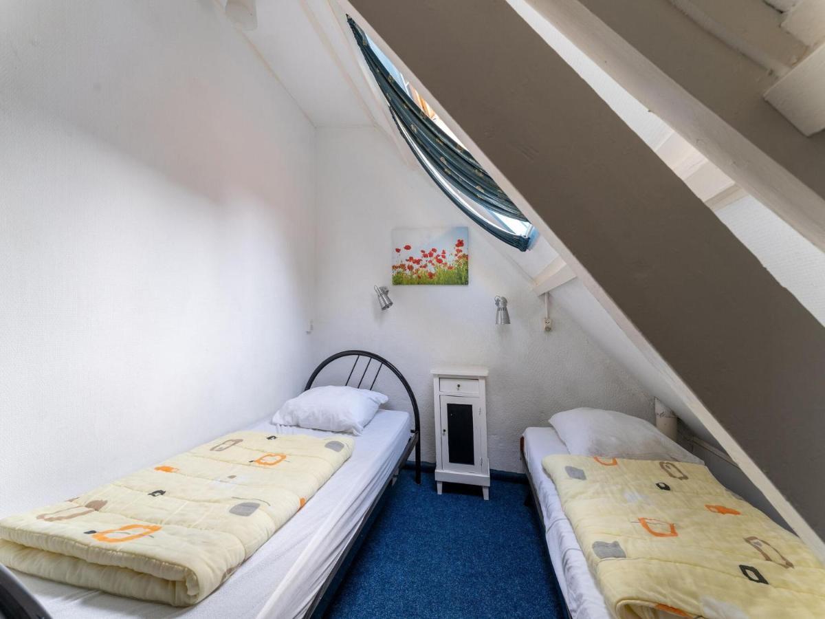Modern Holiday Home In Heeg With Garden 외부 사진